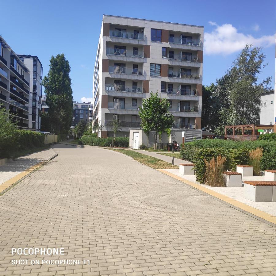 First -- Green Zoliborz Apartment 4 Varsóvia Exterior foto